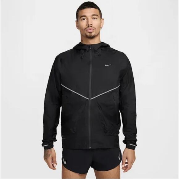 Nike Storm-FIT ADV Running Jacket Black FZ0622-010 New W/Tags Men’s M